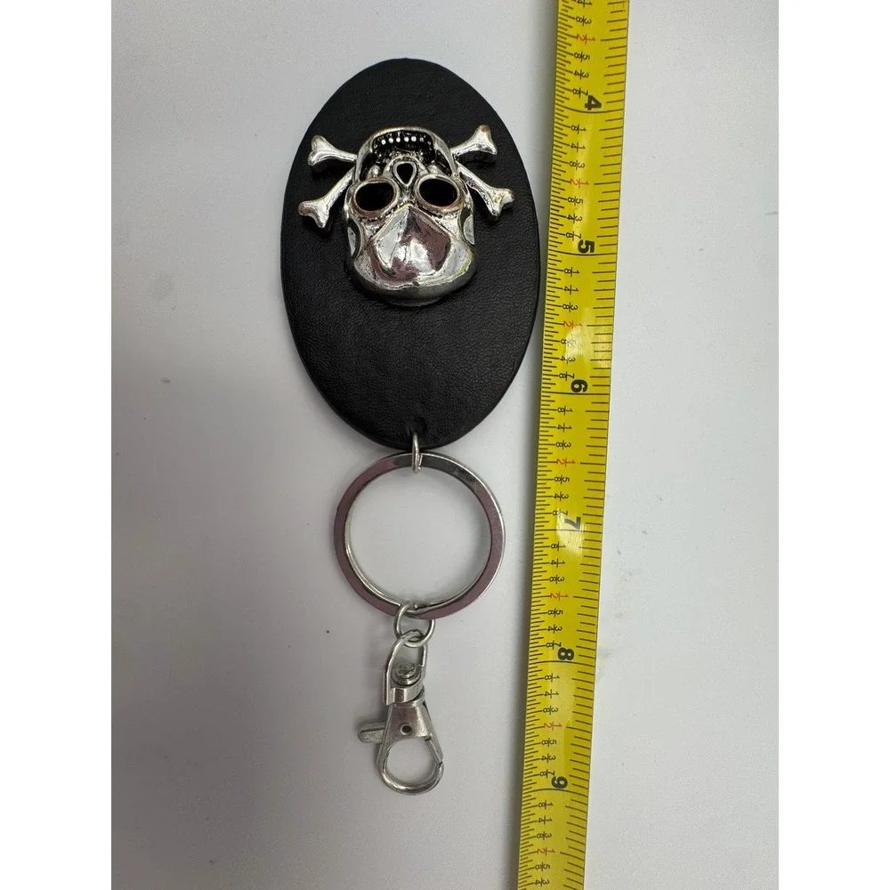 Black Leather Skull and Crossbones Keychain Silver Gothic Biker Bag Charm Clasp‎